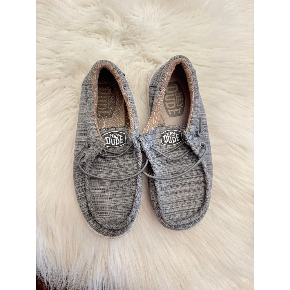 Hey Dude Wally gray size 1 GUC